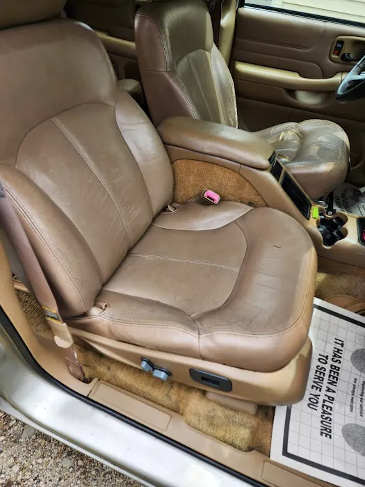 Twin Cities Mobile Car Wash Picture 1