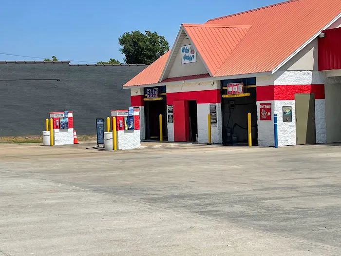 WISHY WASHIE'S KENNETT Picture 2