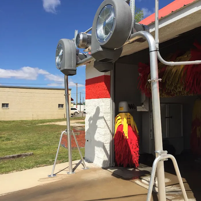 WISHY WASHIE'S KENNETT Picture 5