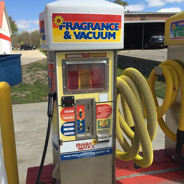 WISHY WASHIE'S KENNETT Picture 4