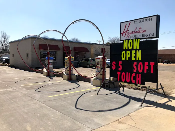 WISHY WASHIE'S KENNETT Picture 6