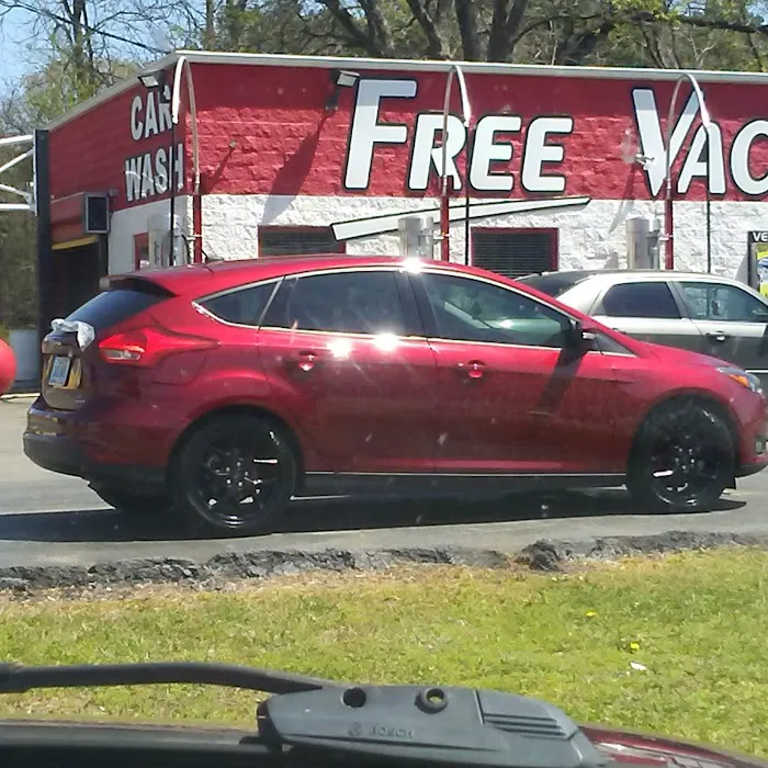 Finish Line Car Wash Picture 1