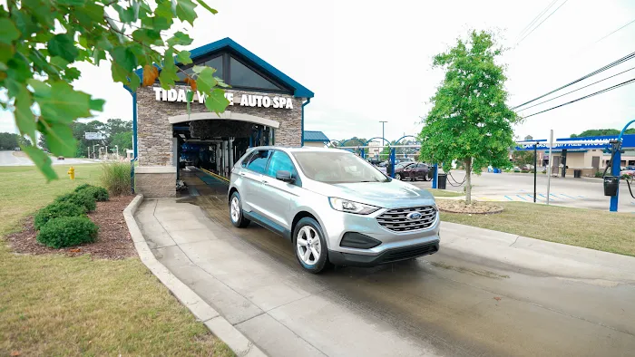 Tidal Wave Auto Spa | Car Wash Picture 10