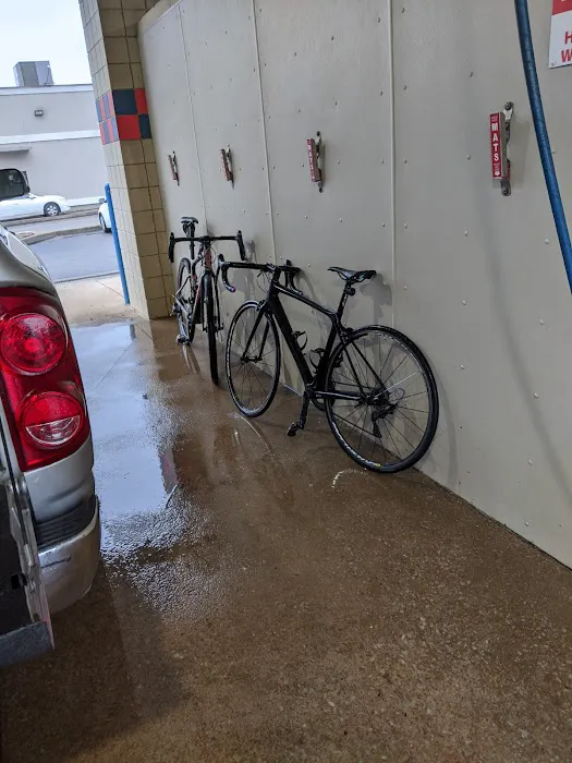 Bumper 2 Bumper Car Wash Picture 3