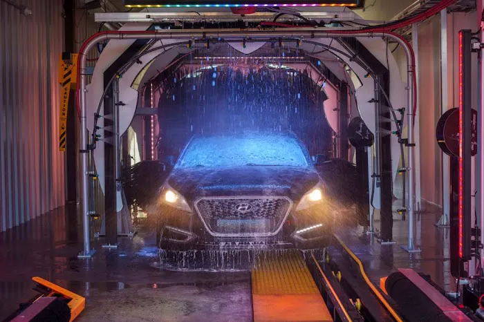 Wash N' Glo Car Wash Picture 2