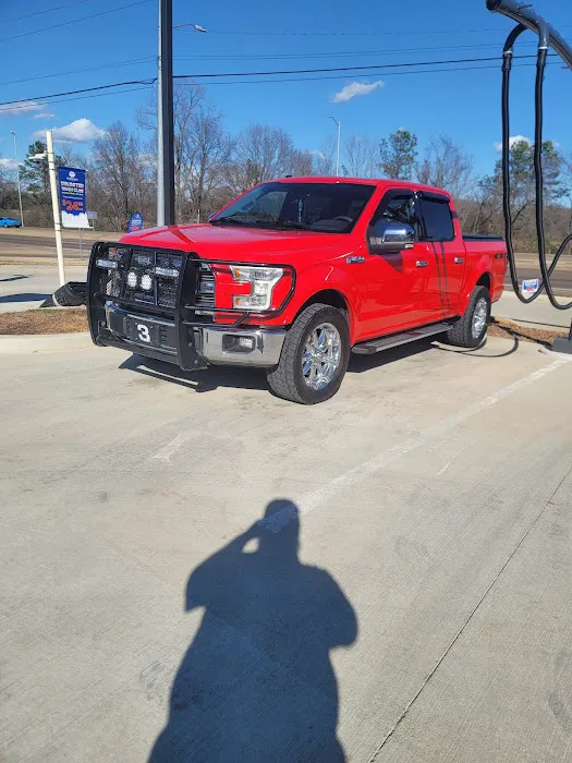 Wash N' Glo Car Wash Picture 10