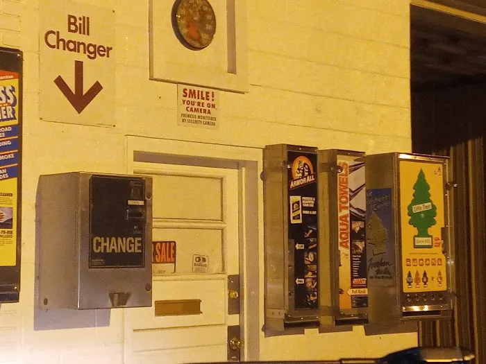 Randy's Car Wash Picture 3