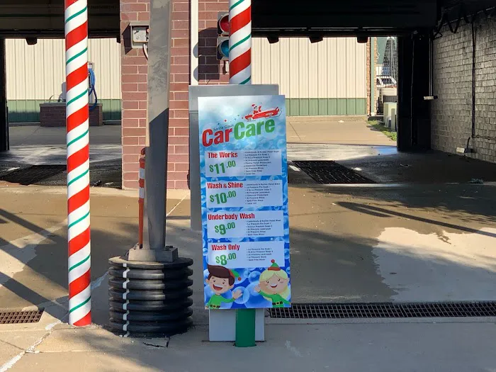 Santa Claus Car Care Picture 5