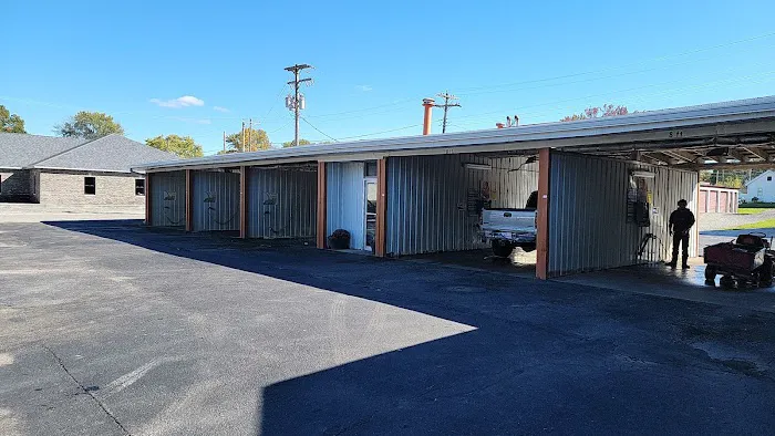 Burk's Carwash Picture 1