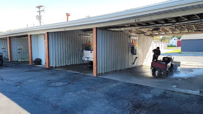 Burk's Carwash Picture 3