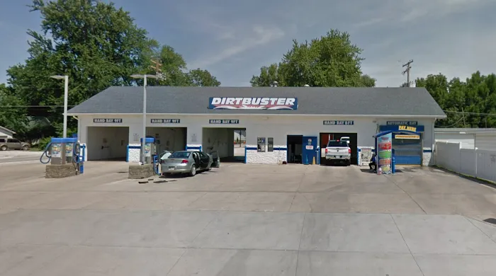 Dirtbuster Carwash Picture 3