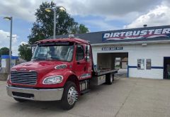 Dirtbuster Carwash photo 1