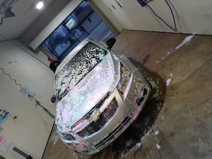 Dirtbuster Carwash Picture 2