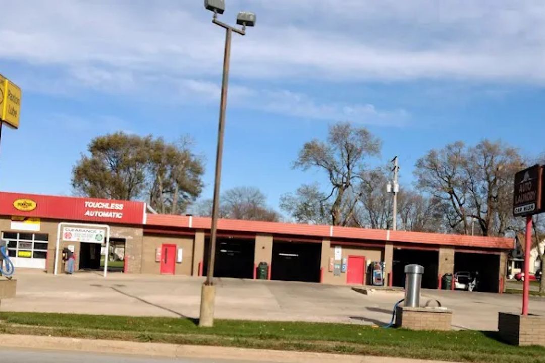Paxton Auto Laundry & Lube Center
