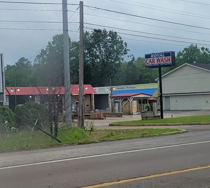 ROYAL CAR WASH Picture 1
