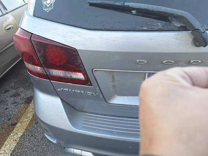 Take 5 Car Wash Picture 5