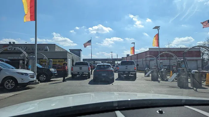 Crew Carwash Picture 1