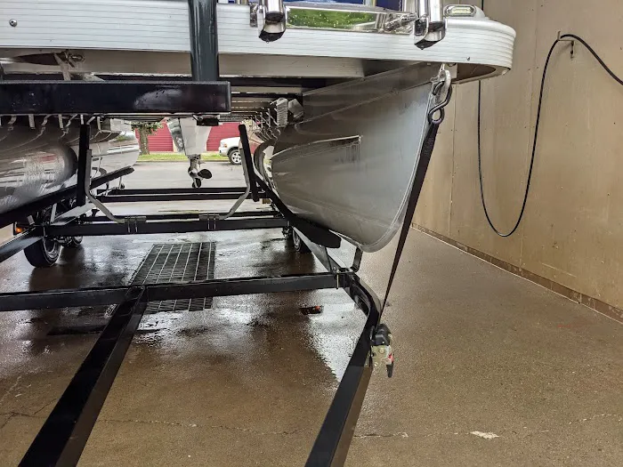 Highland Village Car Wash Picture 7