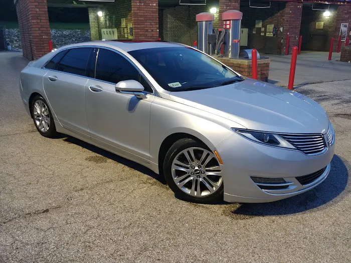 Clean Machine Self Services Car Wsh Picture 3