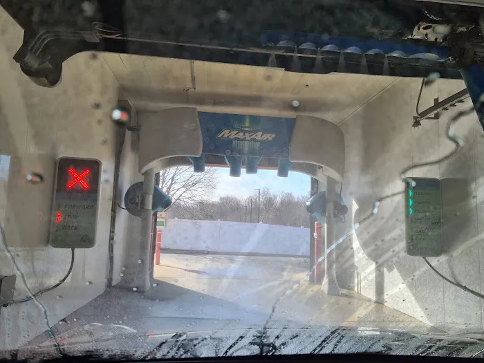 Hoosier Express Car Wash Picture 8