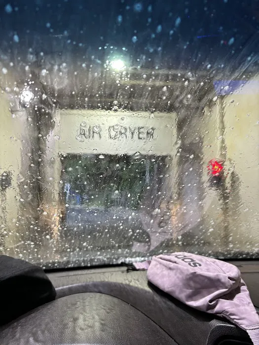 Car wash Marathon Picture 1