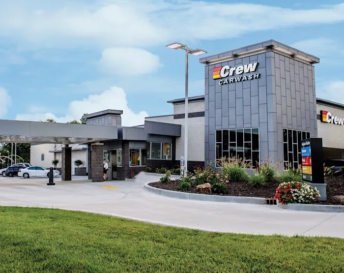 Crew Carwash Picture 2