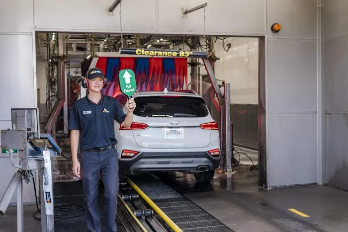 Crew Carwash Picture 5
