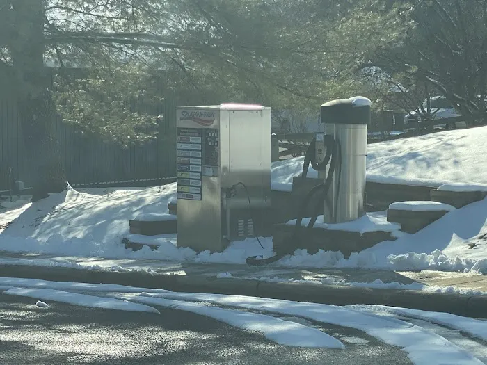 The field private Carwash Picture 4