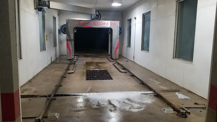 Grand Slam Car Wash Picture 3