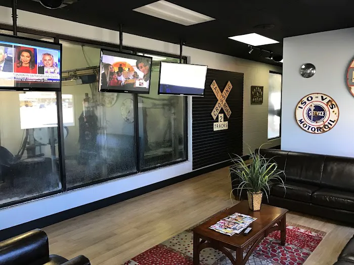 Finish Line Car Wash Picture 5