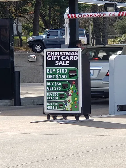 Finish Line Car Wash Picture 8