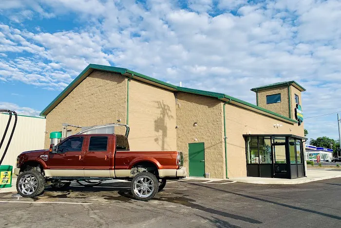 Shammys Auto Wash Picture 2