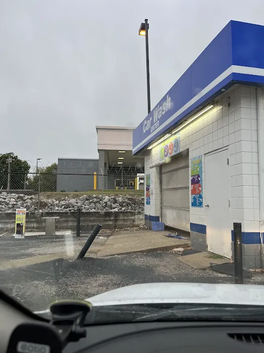 Quality Quick Car Wash Picture 1