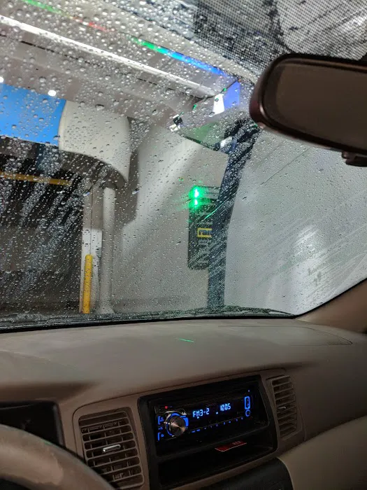 Shammy's Auto Wash Picture 6