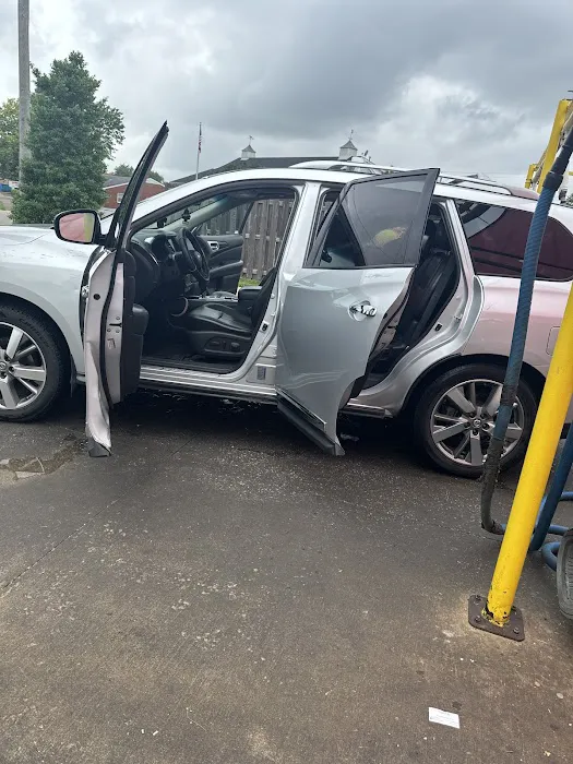 Sparkle Brite Car Wash Picture 7