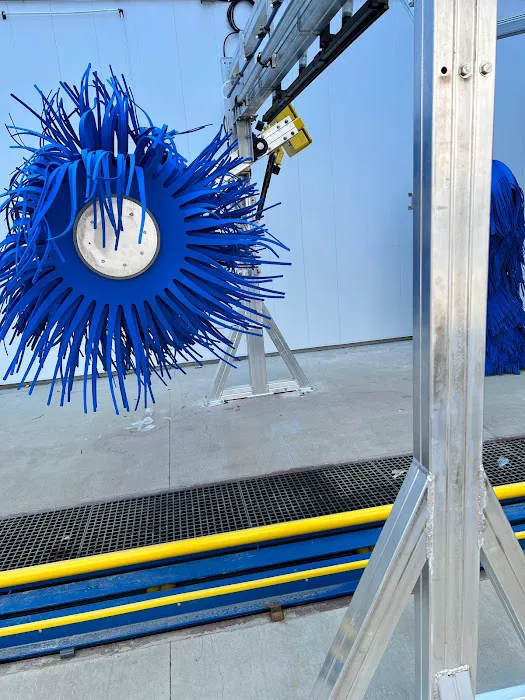 Ollie Wash Picture 5