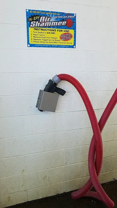 Soak-n-Wet Car Wash Picture 9