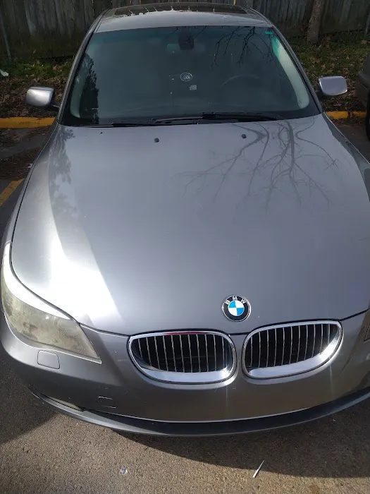 Tommy's Express® Car Wash Picture 8