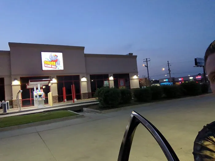 Rhyno Car Wash Picture 2