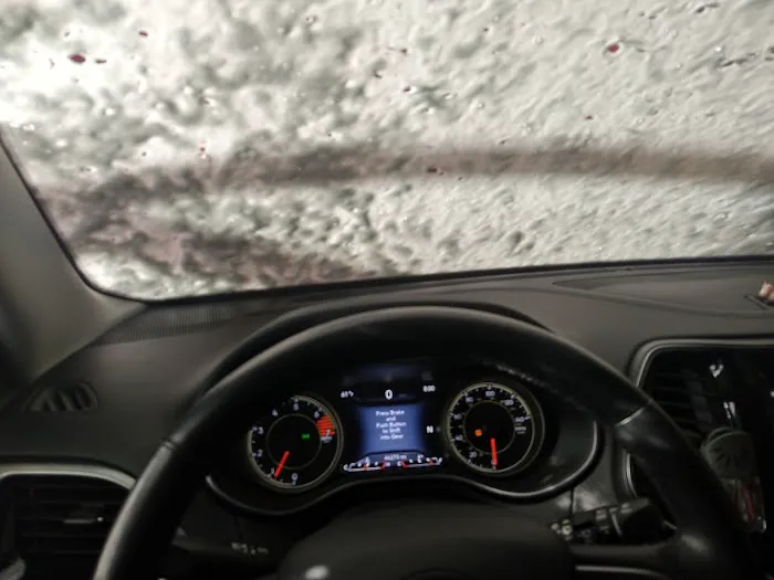 Rhyno Car Wash Picture 7