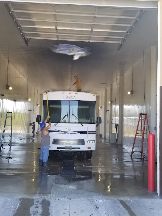 Turtle's Truck Wash Picture 10