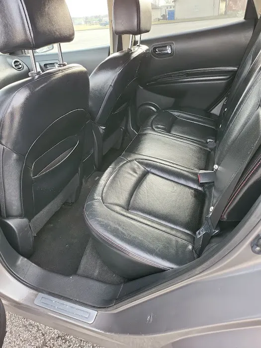 Blue Moon Car Wash Picture 2