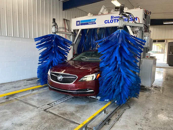 The Body Shop Car Wash Picture 2