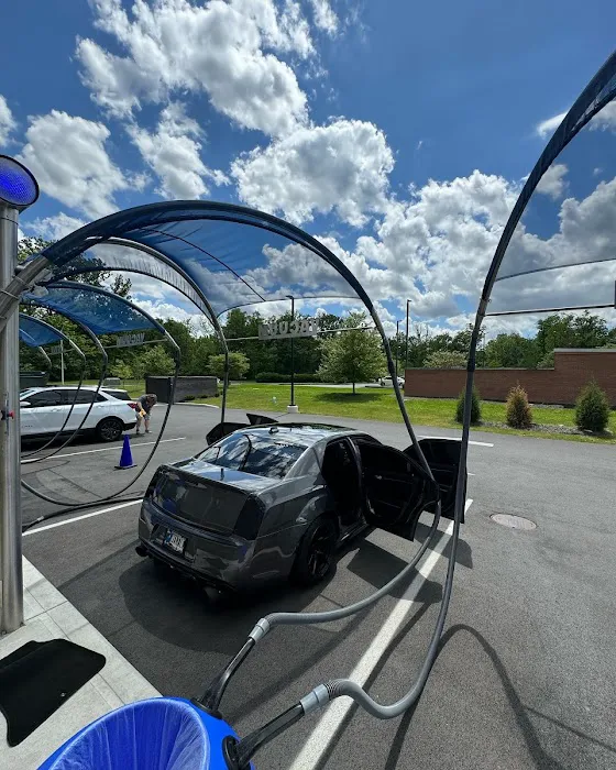 Vivid Express Car Wash Picture 4