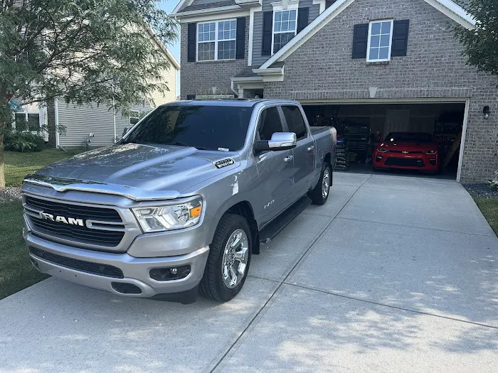 Vivid Express Car Wash Picture 9