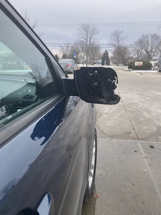 Lighthouse Carwash Picture 5