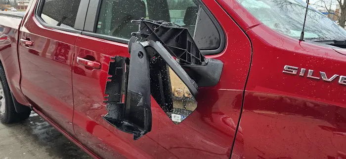 Lighthouse Carwash Picture 4