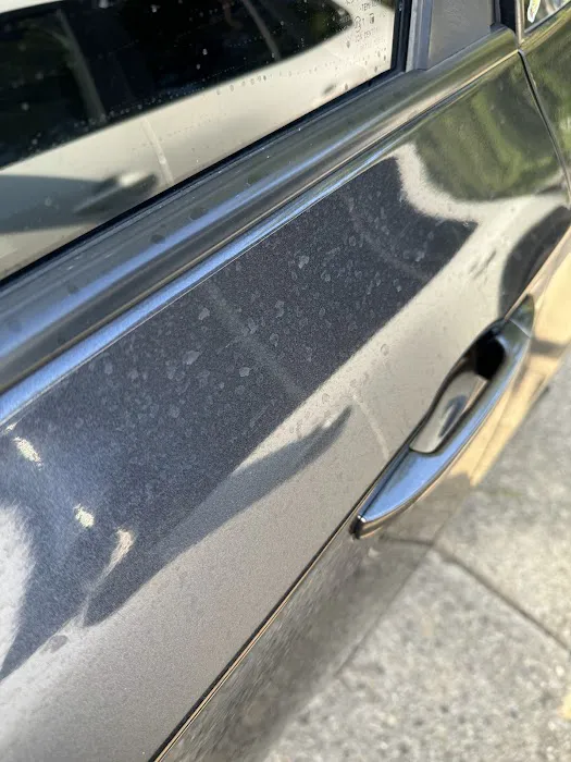 Bubble Land Car Wash Picture 1