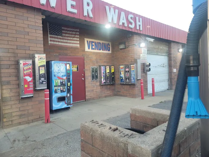 Power Wash Car Wash LLC Picture 1