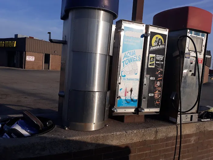 Classy Car Wash Picture 3